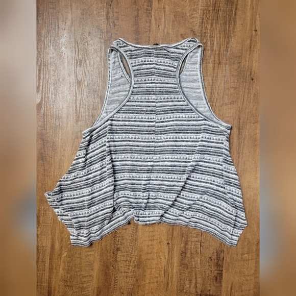 FREE W BUNDLE G21 knit drop armhole tank top - Picture 7 of 8